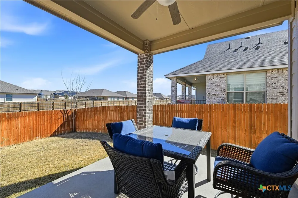 1113 Torino St, Harker Heights, TX 76548