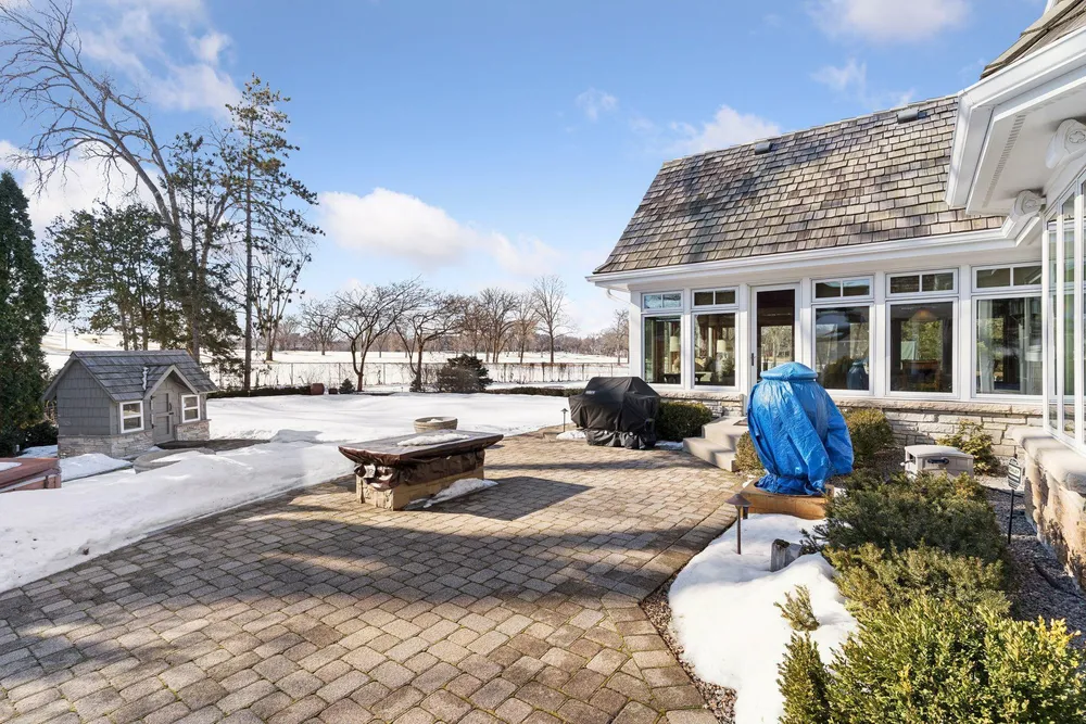 4708 Annaway Dr, Edina, MN 55436