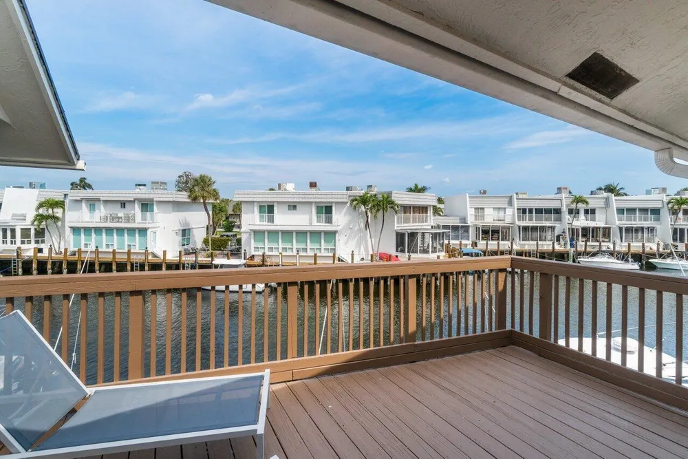 1037 Boca Cove Ln, Highland Beach, FL 33487