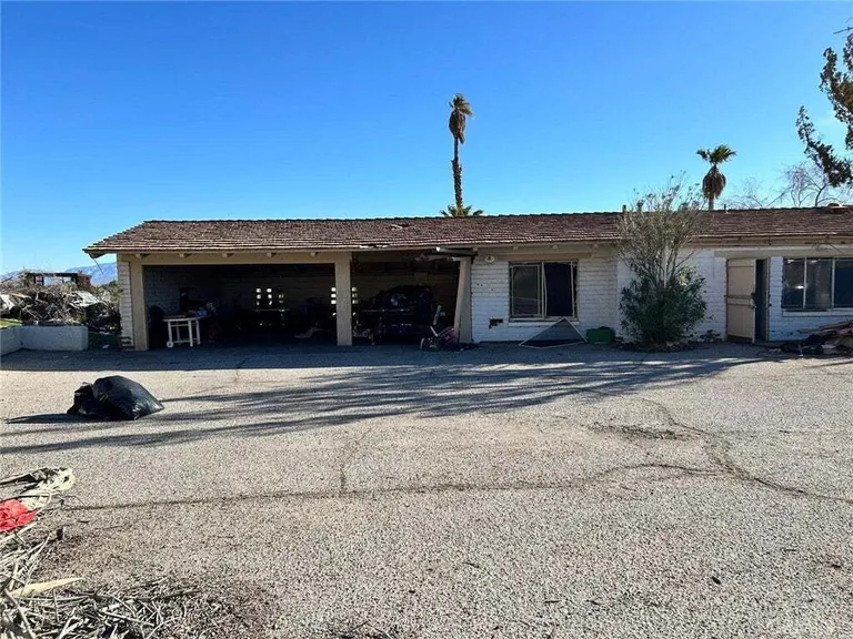20572 Rancherias Rd, Apple Valley, CA 92307