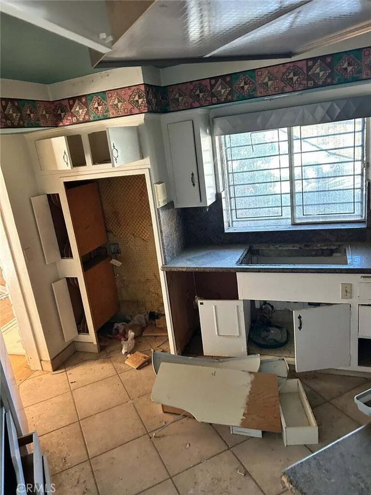 20572 Rancherias Rd, Apple Valley, CA 92307