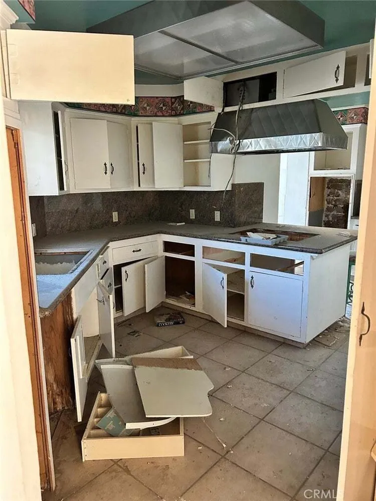 20572 Rancherias Rd, Apple Valley, CA 92307