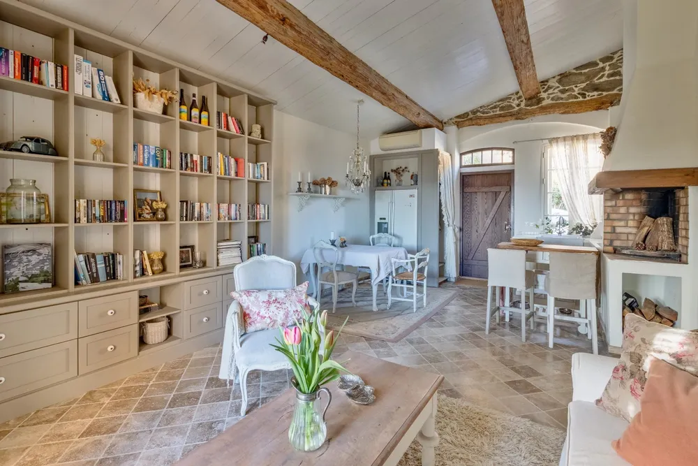 Bormes-les-Mimosas, 83230, France