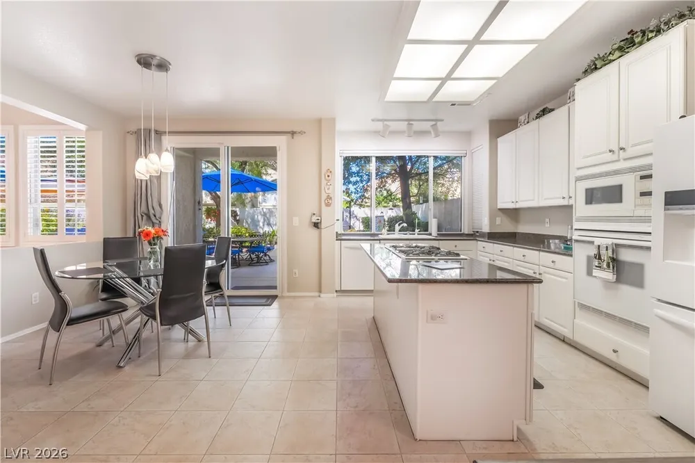 1300 Elk River Circle, Las Vegas, NV 89134