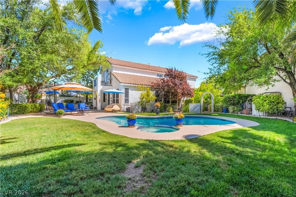 1300 Elk River Circle, Las Vegas, NV 89134