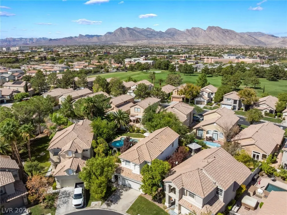 1300 Elk River Circle, Las Vegas, NV 89134