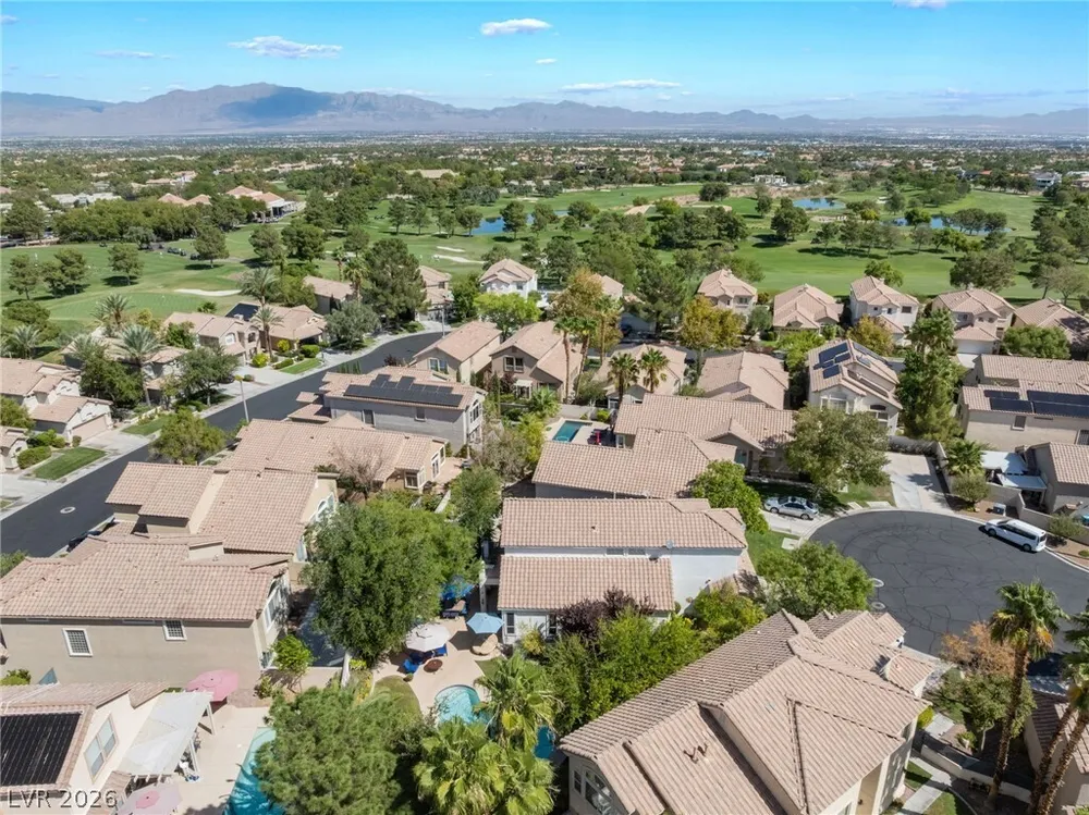 1300 Elk River Circle, Las Vegas, NV 89134