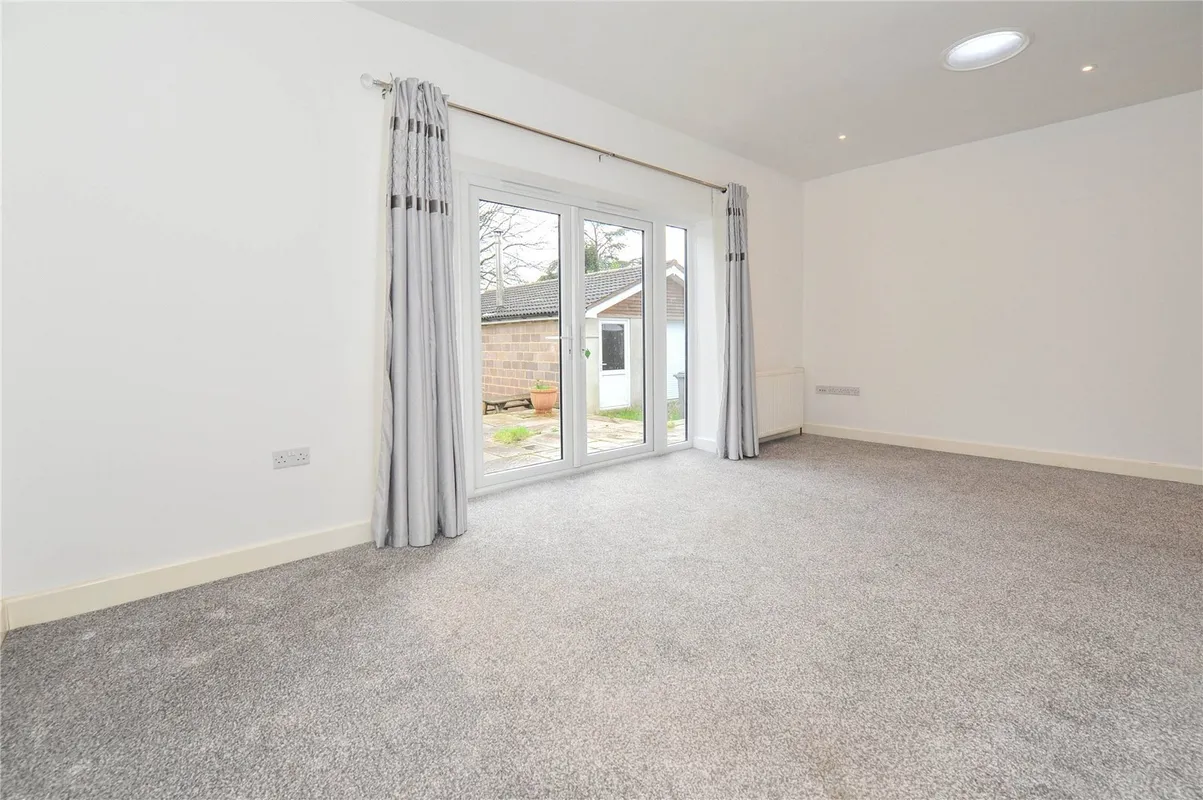 Ringwood Road, Alderney, Poole, Dorset, BH12
