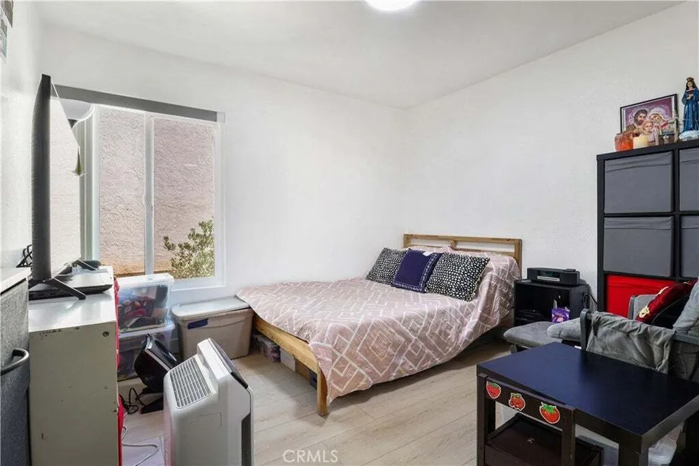 5700 Etiwanda Ave, Tarzana, CA 91356