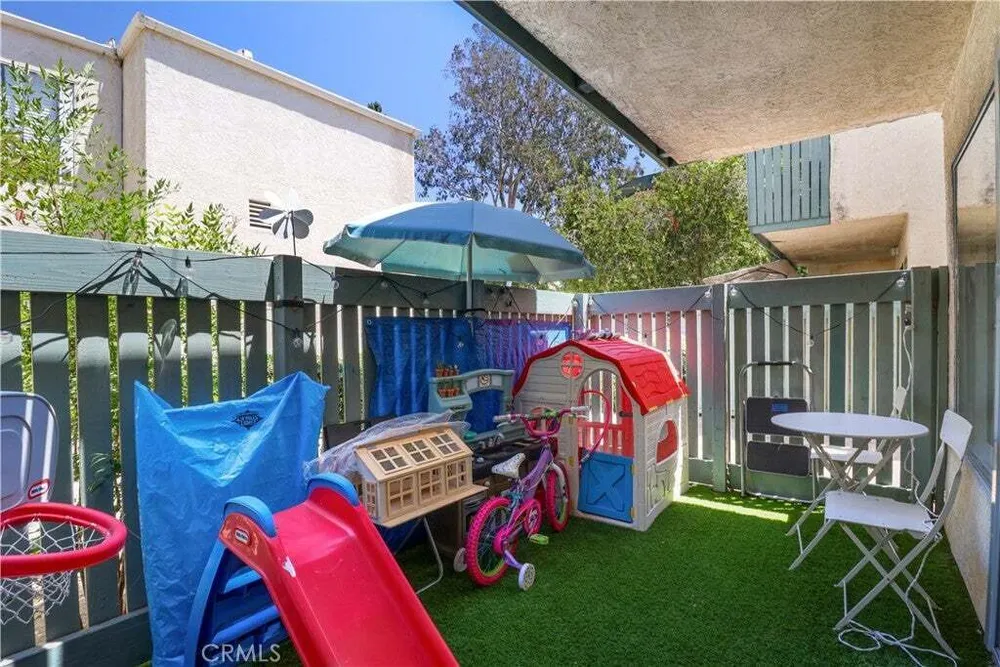 5700 Etiwanda Ave, Tarzana, CA 91356