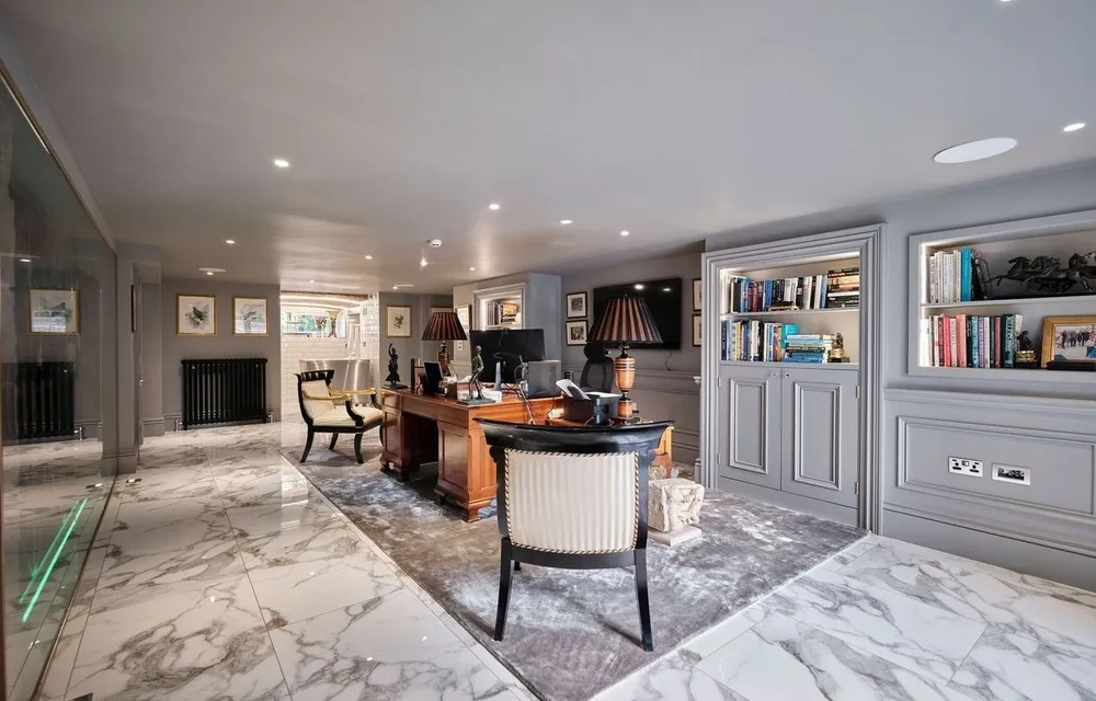 Sunningdale Manor