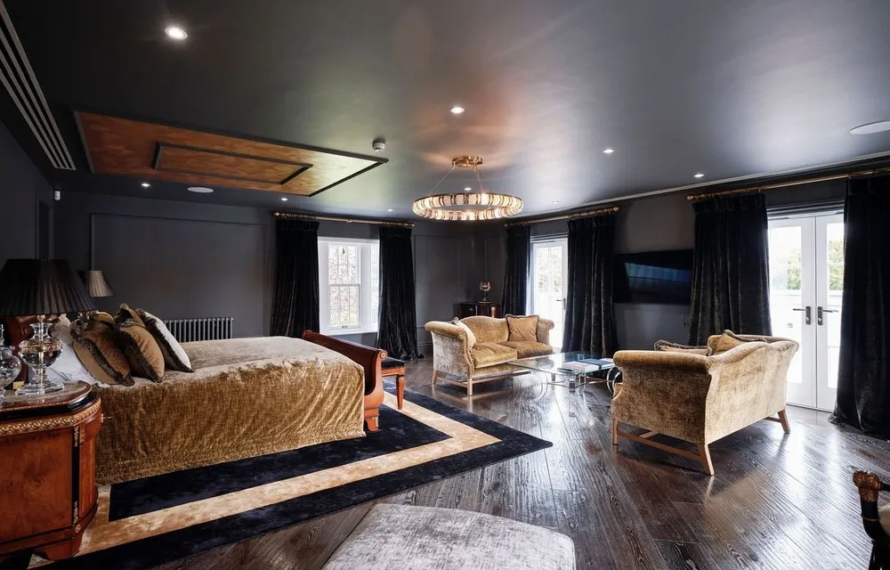 Sunningdale Manor