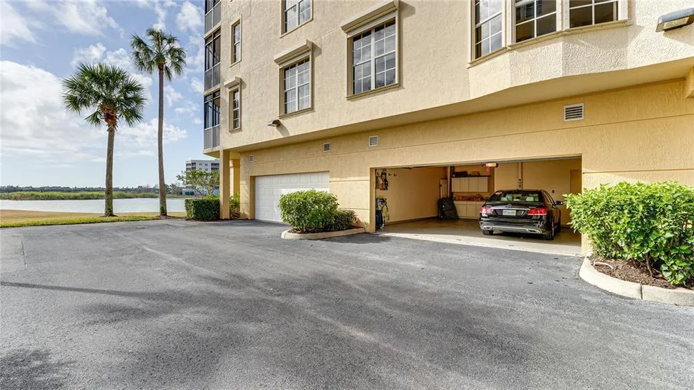 6340 Watercrest Way, Lakewood Ranch, FL 34202