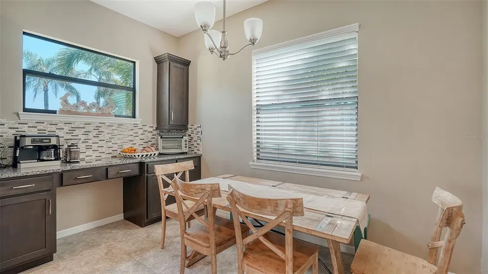 5723 Title Row Dr, Bradenton, FL 34210