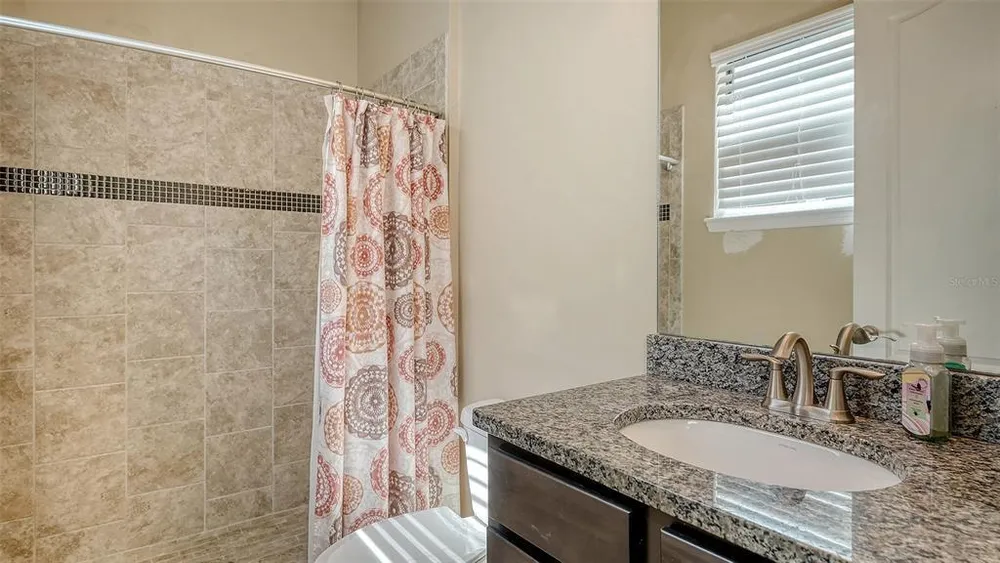 5723 Title Row Dr, Bradenton, FL 34210