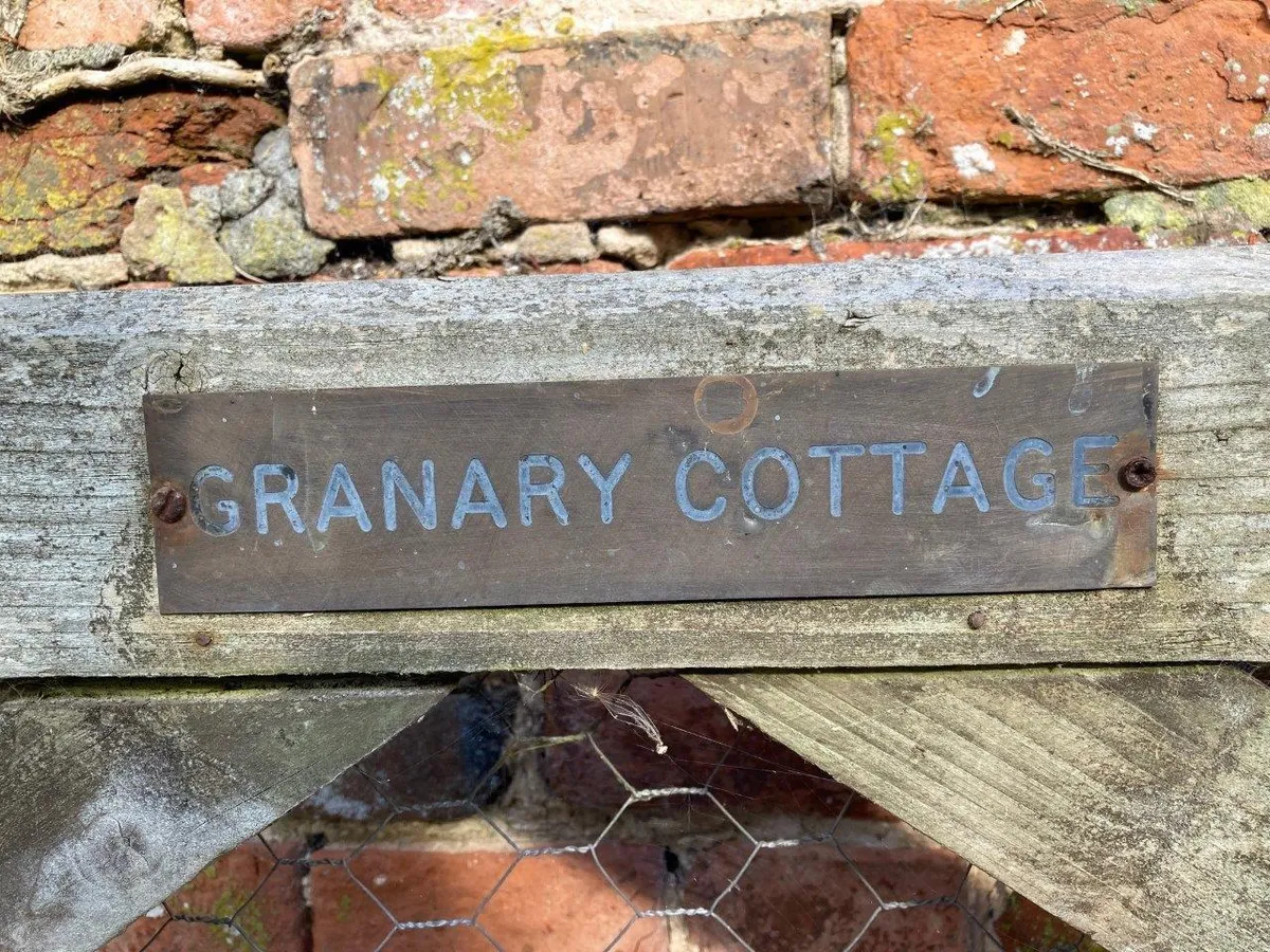 GRANARY COTTAGE, MAIN STREET, GRIMSTON