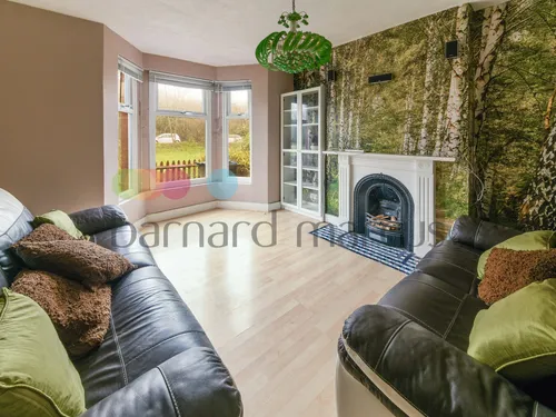 Carshalton Road, MITCHAMphoto
