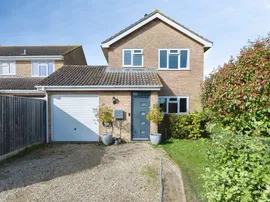 Hazel Close, Alderholt, Fordingbridge photo