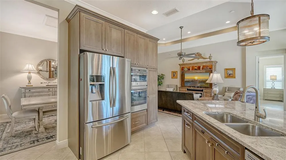 7504 Windy Hill Cove, Lakewood Ranch, FL 34202