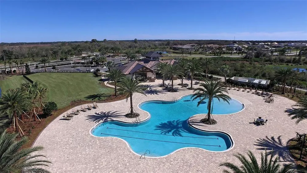7504 Windy Hill Cove, Lakewood Ranch, FL 34202