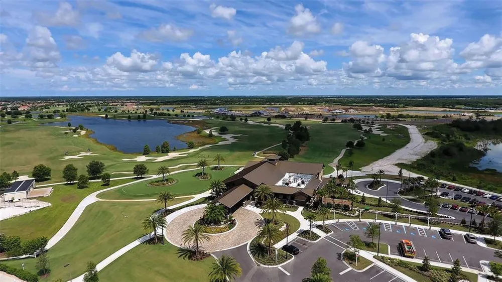 7504 Windy Hill Cove, Lakewood Ranch, FL 34202