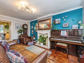 Heath Road, Dewsbury thumb 2