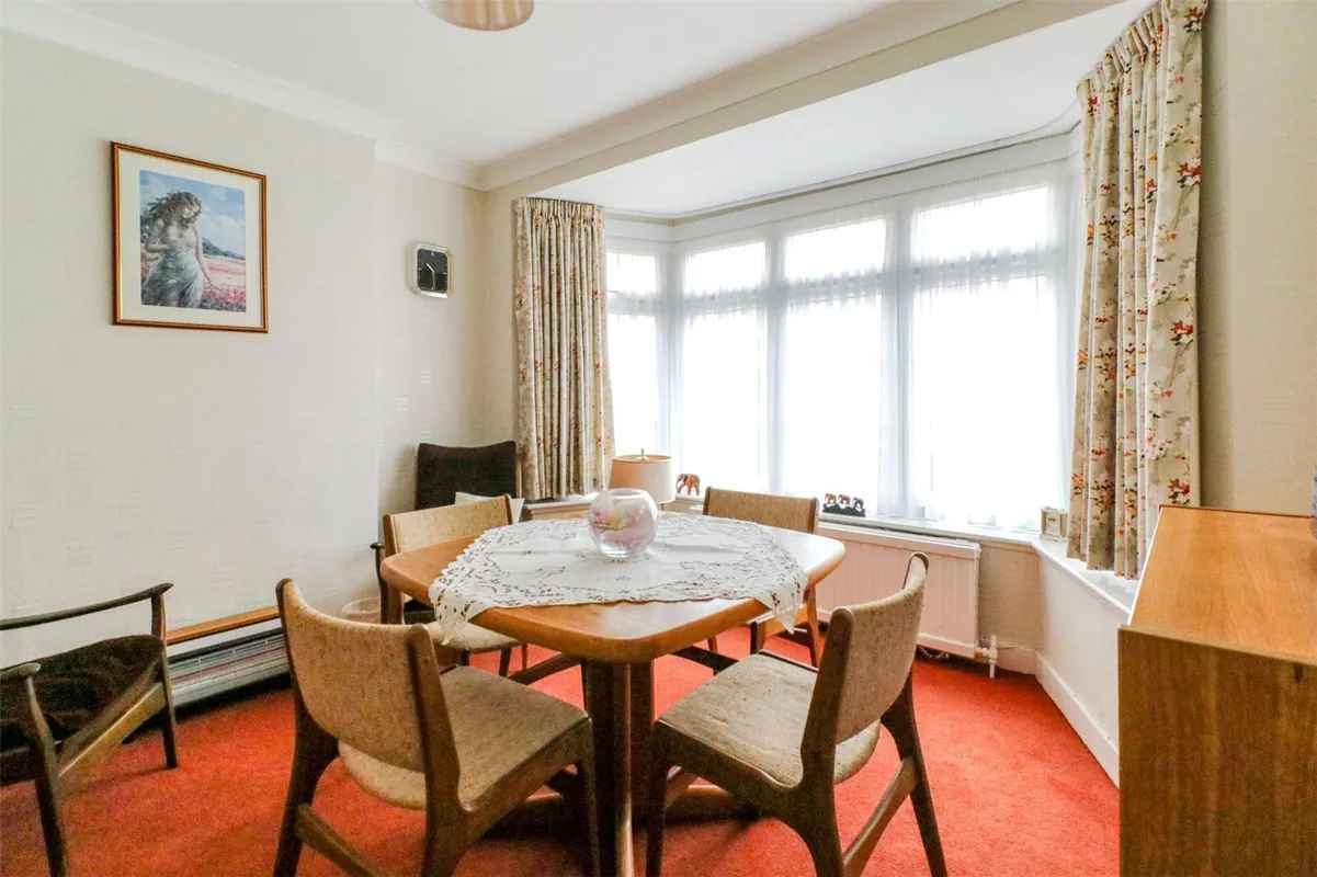 Lonsdale Drive, Enfield, Middlesex, EN2