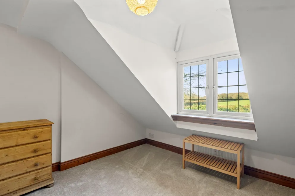 Property carousel item 15