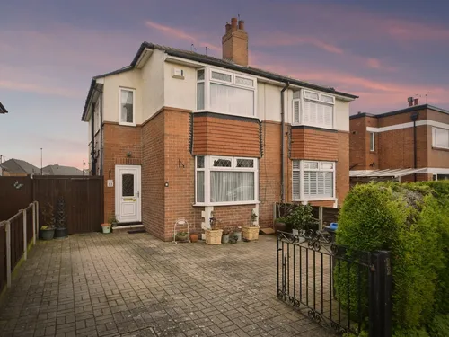 Roseville Drive, Harrogatephoto