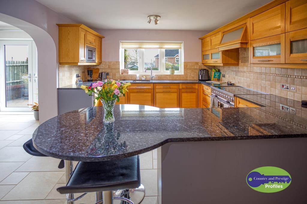 Summers Close, Kirkby Mallory, Leicester Image 11