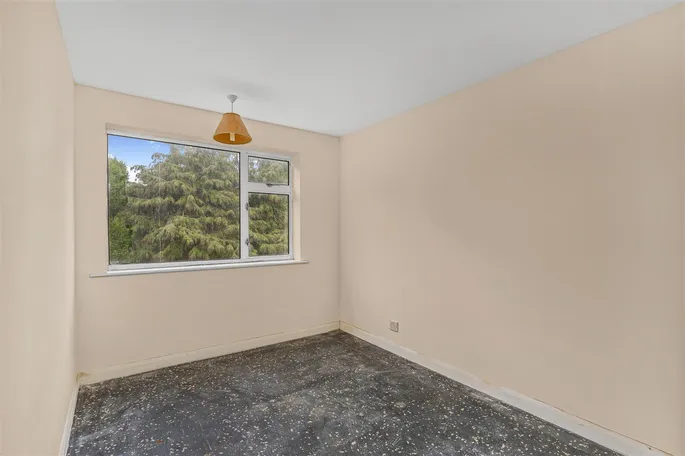 Property carousel image 8