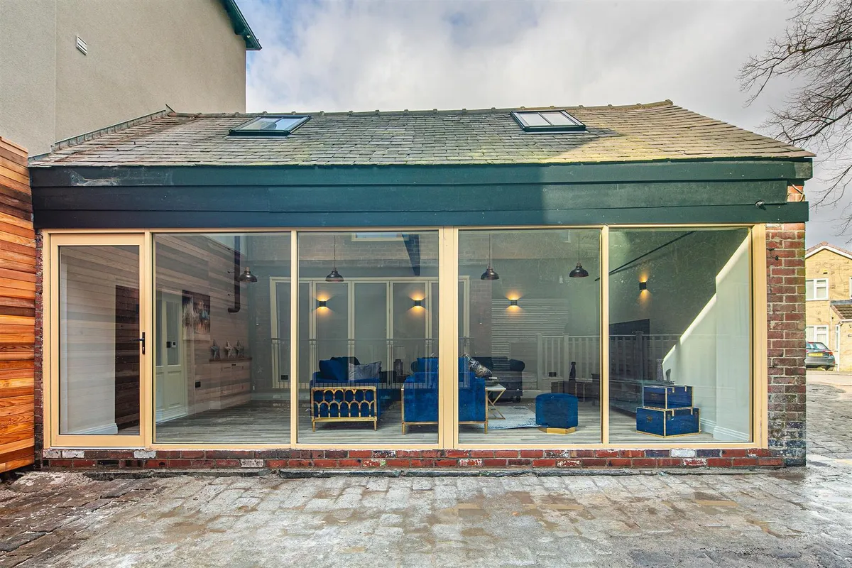 8 Sandbeck Place, Sharrowvale, S118XP