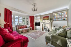 Chalkwell Park Avenue, Enfield