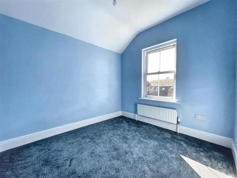 Property carousel item 20