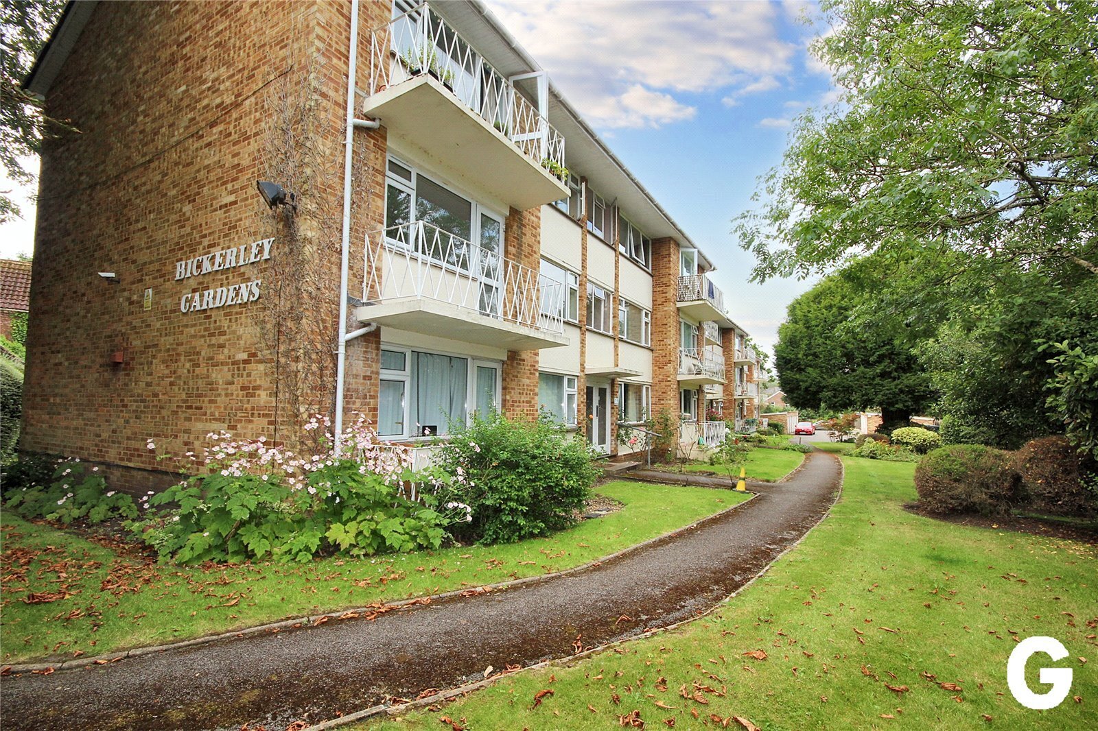 Bickerley Gardens, Ringwood, Hampshire, BH24 Image 1