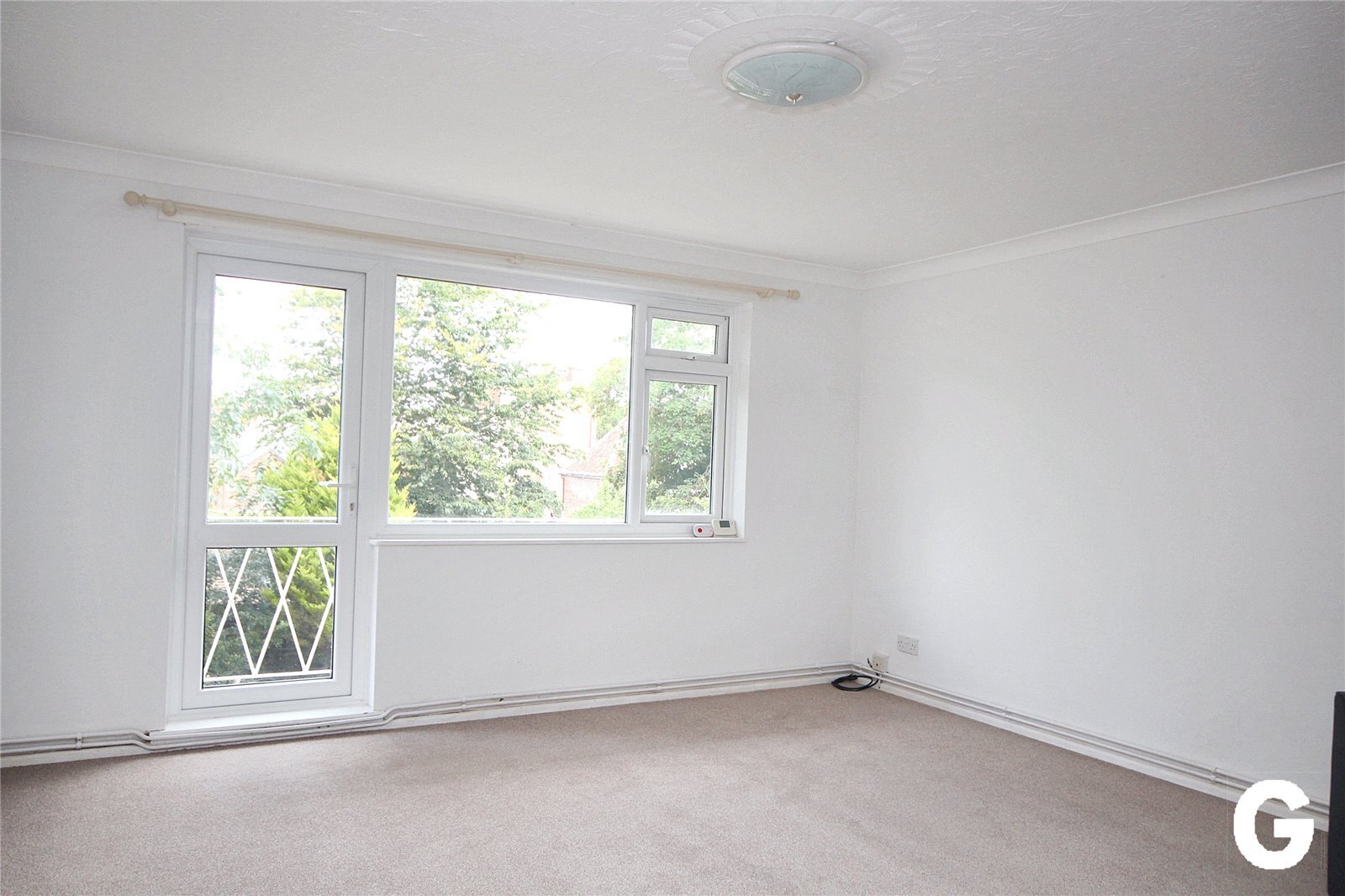 Bickerley Gardens, Ringwood, Hampshire, BH24 Image 2