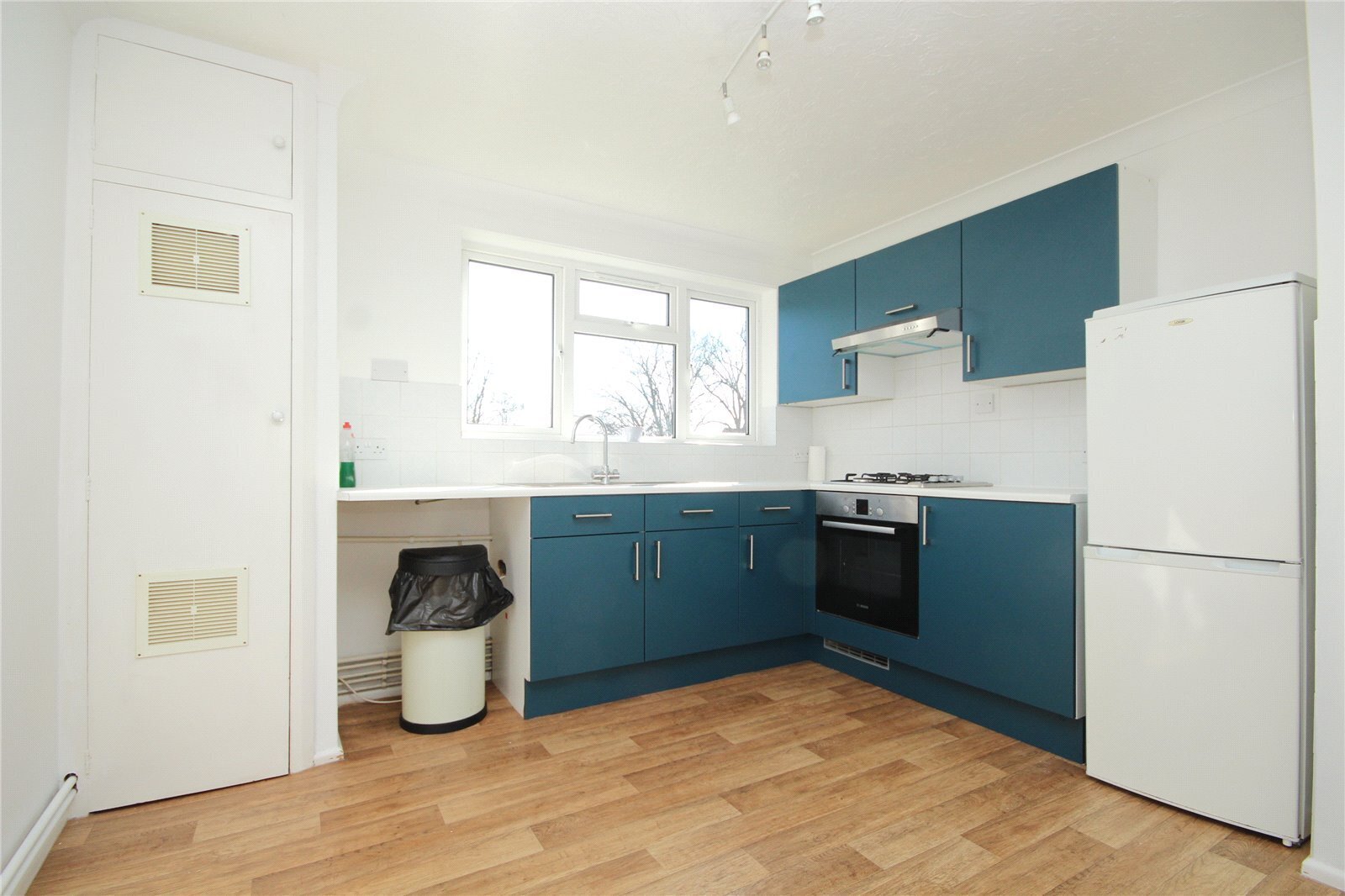 Bickerley Gardens, Ringwood, Hampshire, BH24 Image 3