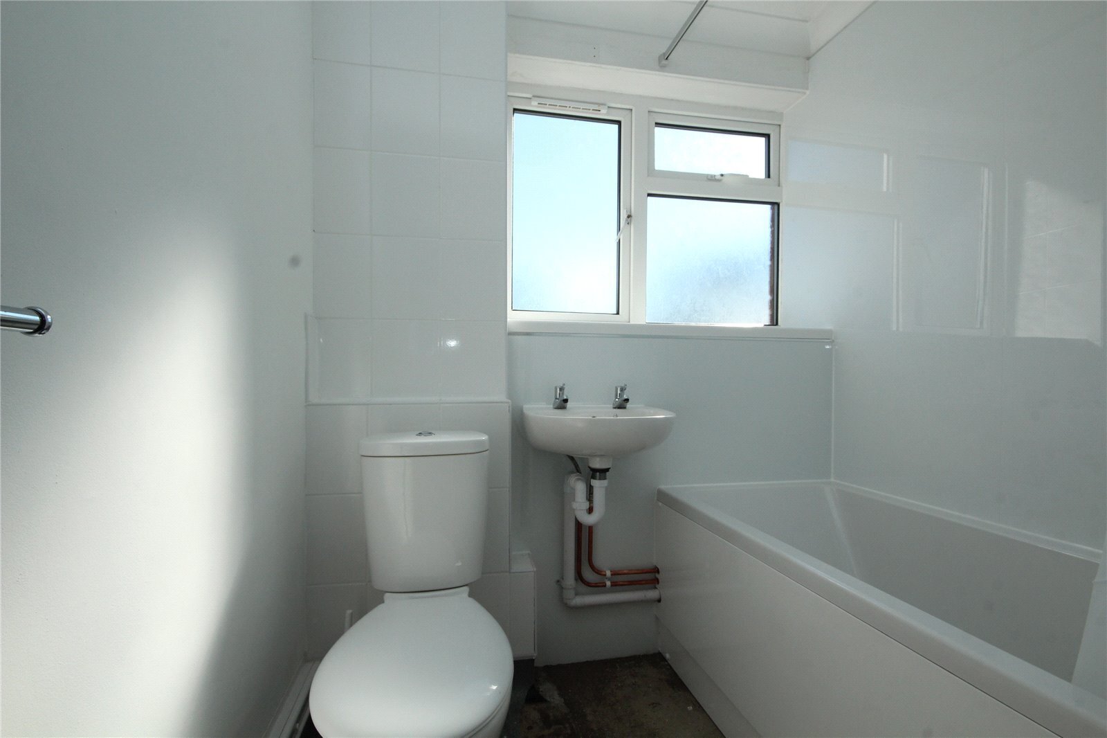 Bickerley Gardens, Ringwood, Hampshire, BH24 Image 7