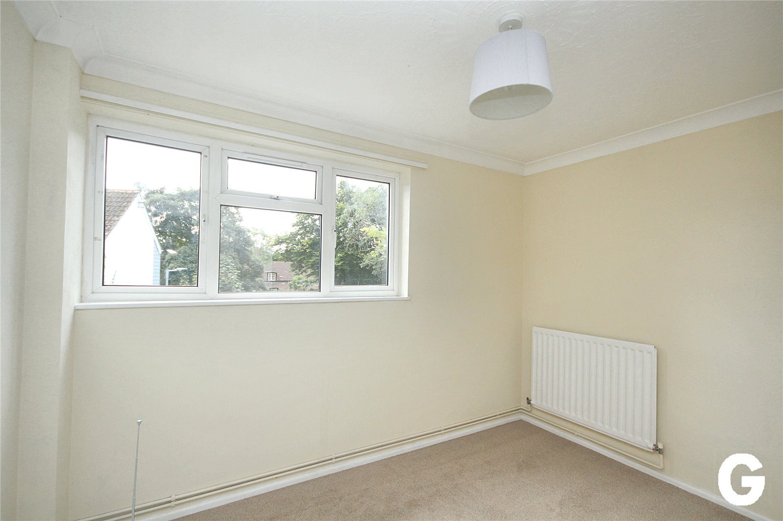 Bickerley Gardens, Ringwood, Hampshire, BH24 Image 10