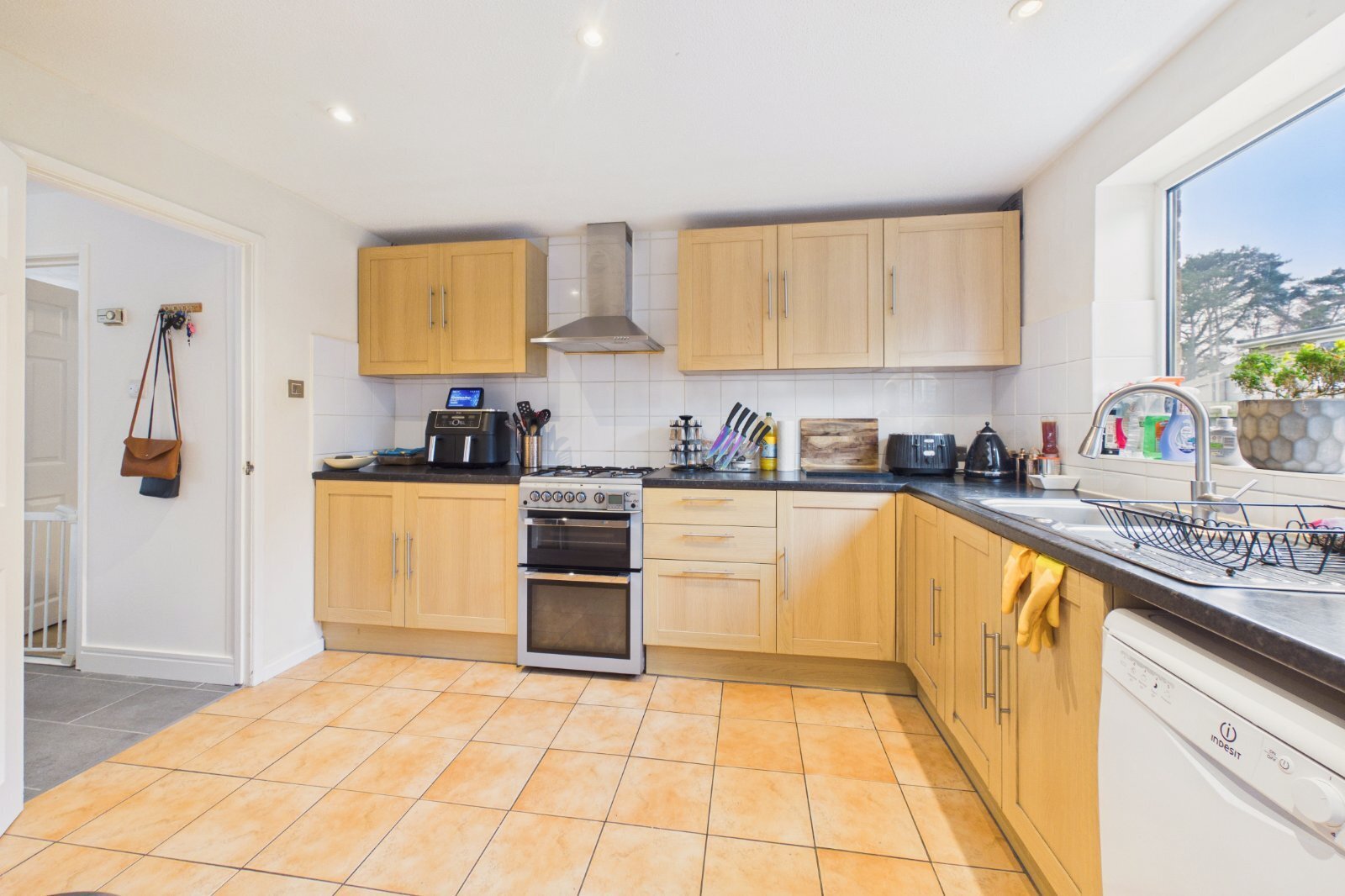 Lytchett Drive, Broadstone, Dorset, BH18 Image 10