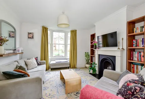 High Street, Abbots Langley, WD5