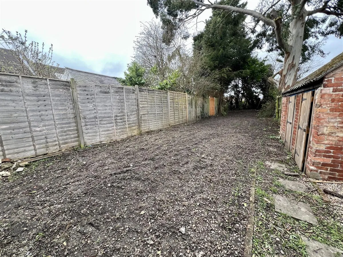 WELBY LANE, MELTON MOWBRAY