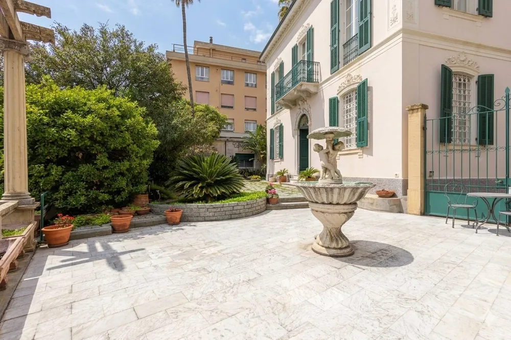Via Giacomo Matteotti, Imperia, Liguria