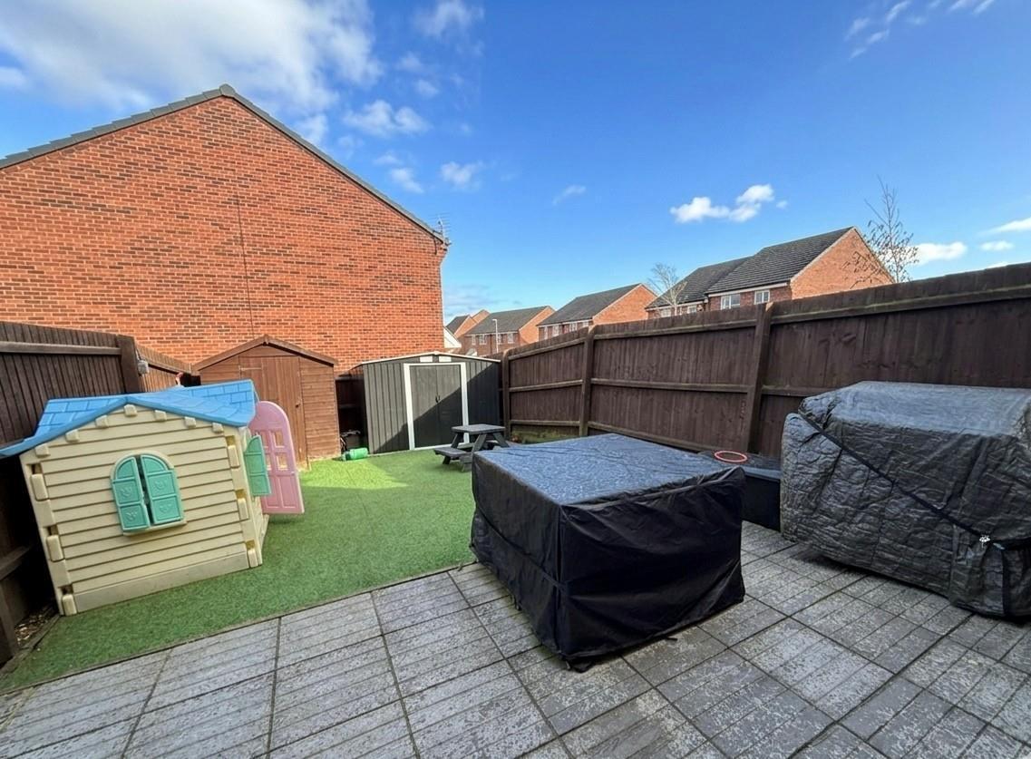 Skimmer Close, Pineham, Northampton Image 10