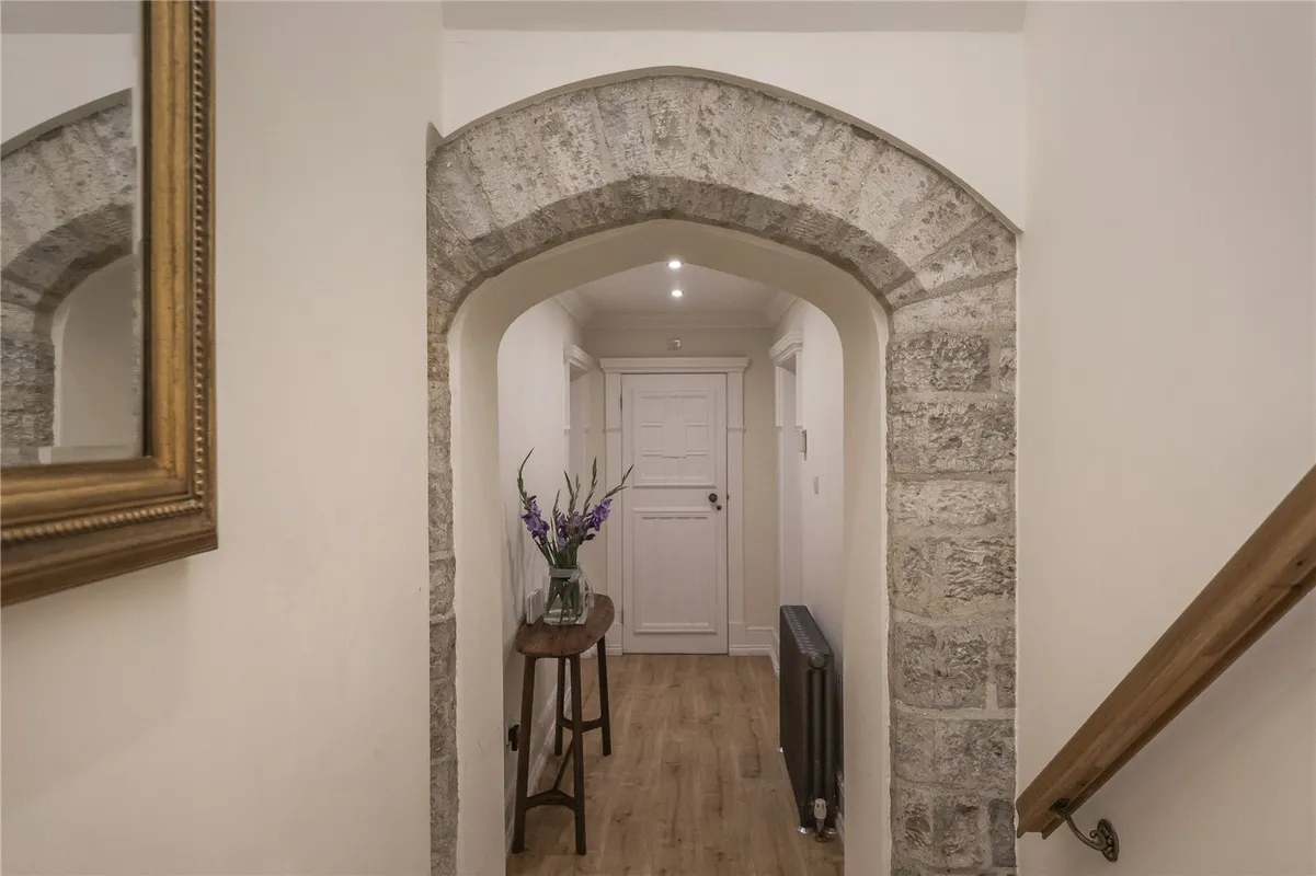 Abbey Hill, Netley Abbey, Southampton, Hampshire, SO31