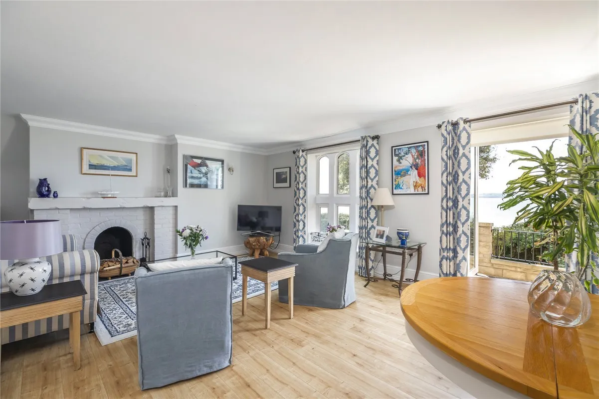 Abbey Hill, Netley Abbey, Southampton, Hampshire, SO31