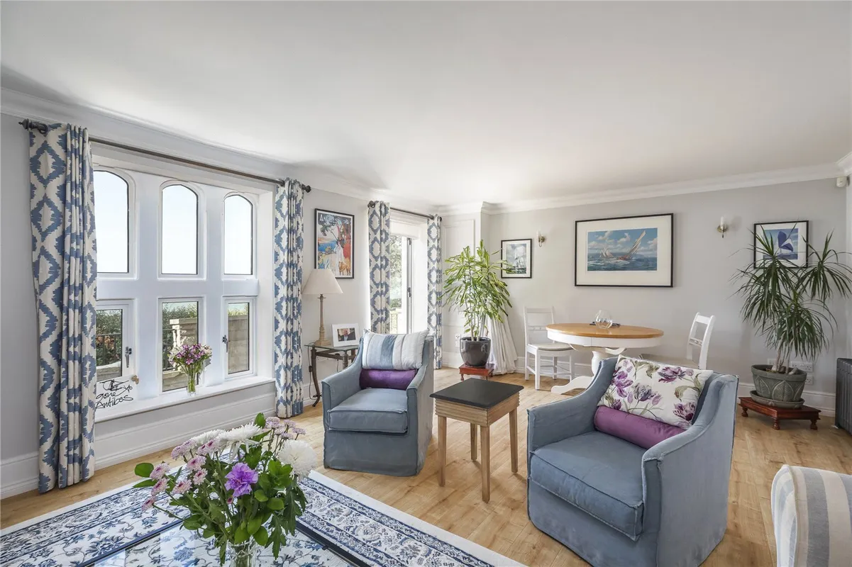 Abbey Hill, Netley Abbey, Southampton, Hampshire, SO31