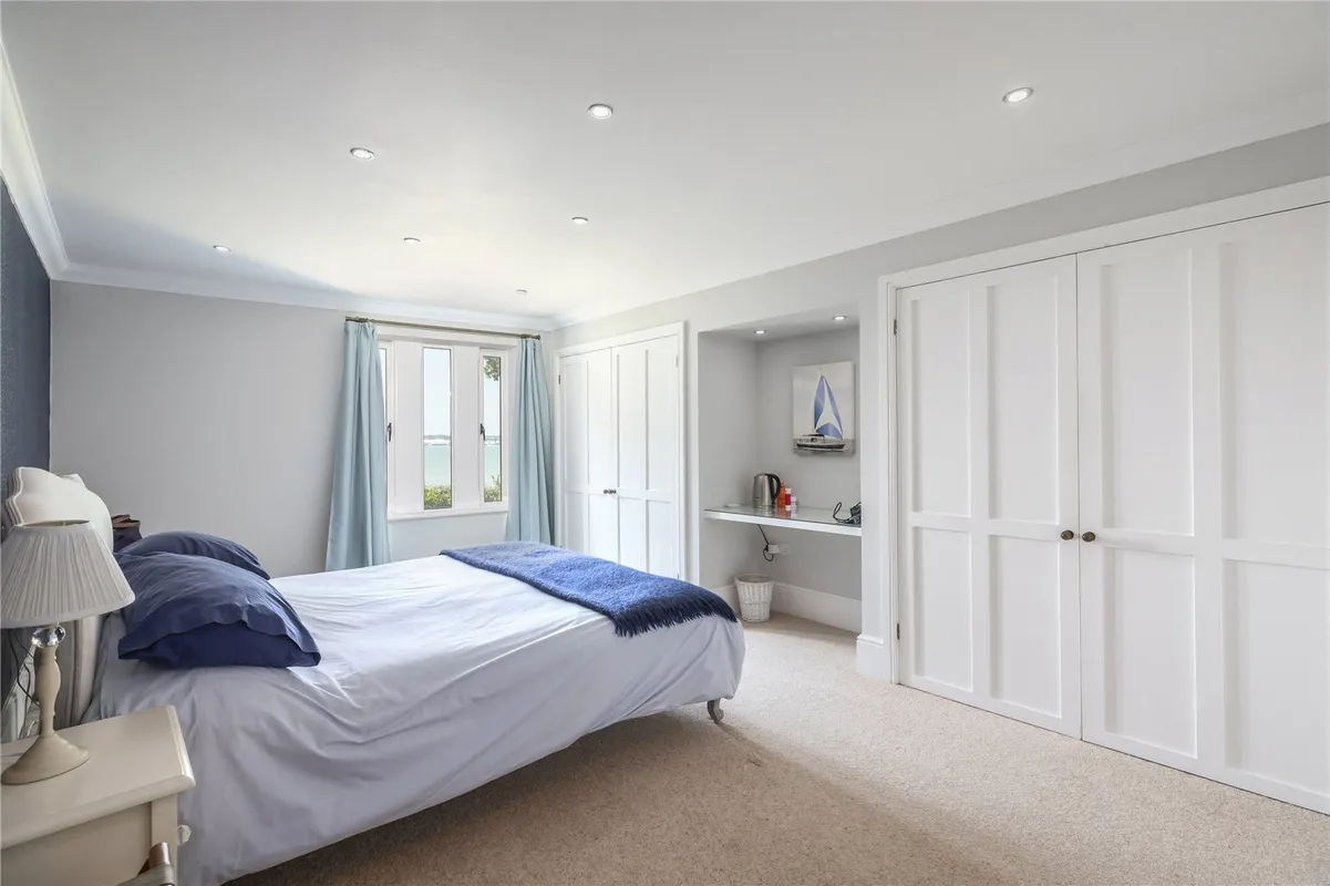 Abbey Hill, Netley Abbey, Southampton, Hampshire, SO31
