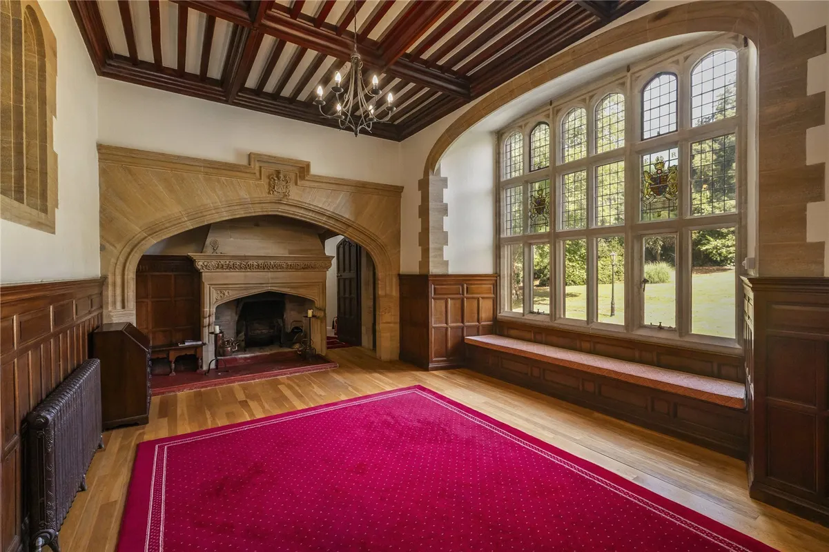 Abbey Hill, Netley Abbey, Southampton, Hampshire, SO31