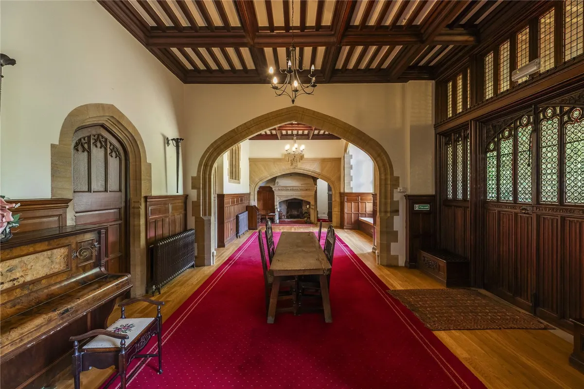 Abbey Hill, Netley Abbey, Southampton, Hampshire, SO31